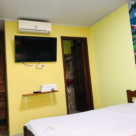 Hostal La Esperanza Leticia Exterior foto